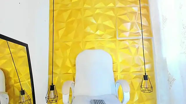 Snapshot of Annie_Addyson chatting on 09.10.25 Annie Addyson online show from 09.10.25