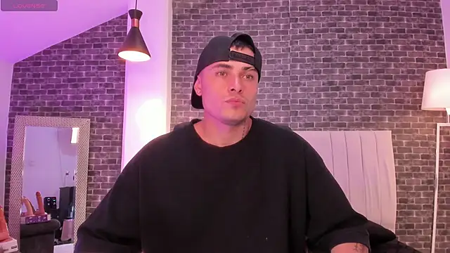 connorsmiith online show from 02.20.26