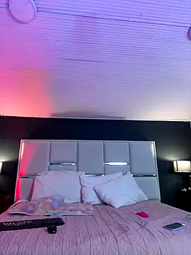 BellaFernandez   online show from 10.01.25