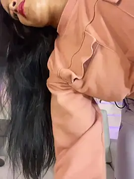 BellaFernandez   online show from 08.04.26