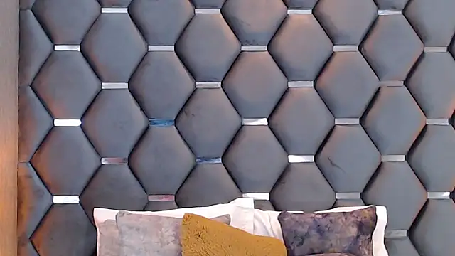 MelodyCarsson online show from 02.05.26