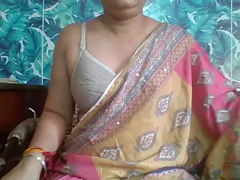Snapshot of Marathi_q4een01 chatting on 05.15.26 Marathi q4een01 online show from 05.15.26