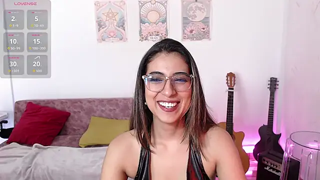 Susanahendrix online show from 11.16.25