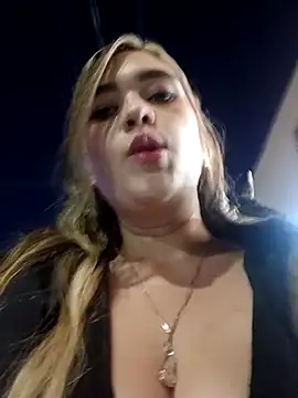 Snapshot of miss_berlyn chatting on 04.25.26 miss berlyn online show from 04.25.26