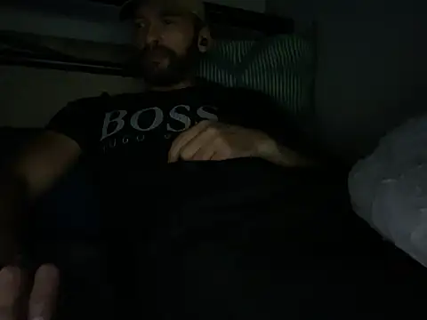 Snapshot of majorb121 chatting on 11.01.25 majorb121 online show from 11.01.25