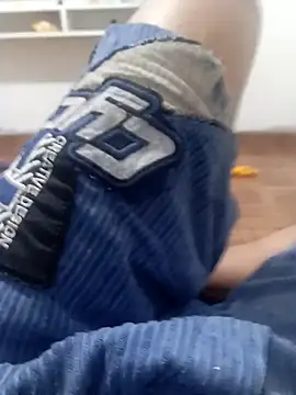 safadinhoo007 online show from 11.17.25