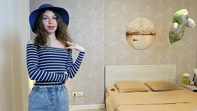 KellyShines online show from 06.11.26