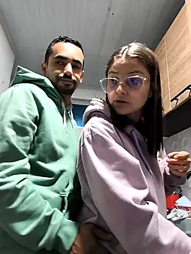 Snapshot of stivenlujan69 chatting on 11.21.25 stivenlujan69 online show from 11.21.25