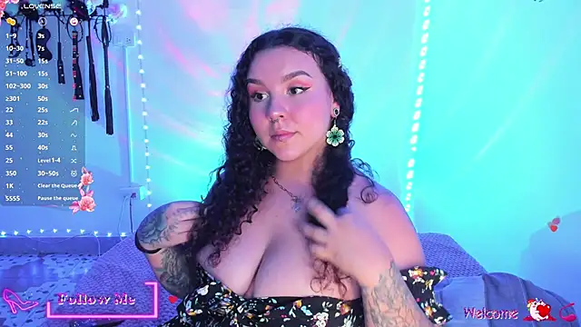 Snapshot of meggan_millerr chatting on 12.01.25 meggan millerr online show from 12.01.25