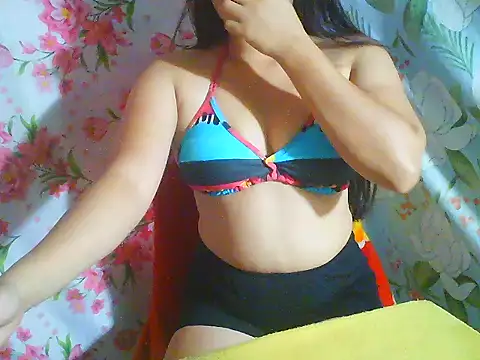 Katie Winslet online show from 02.12.26