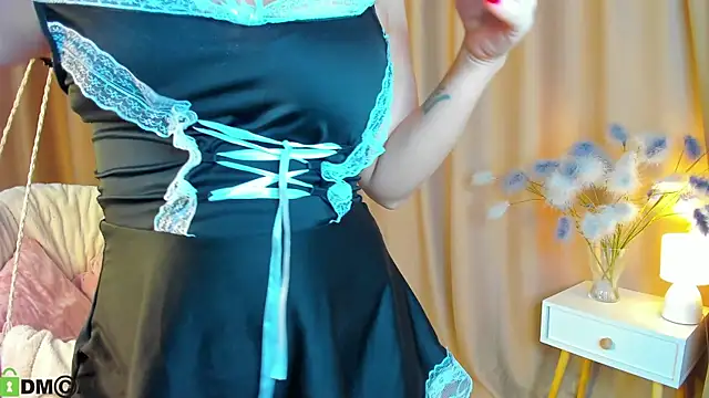 Marie Ellie online show from 04.21.26