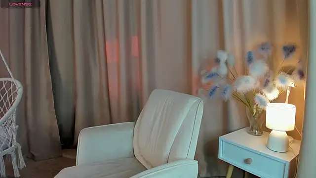 Marie Ellie online show from 07.29.26