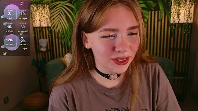 Moon  Bunny online show from 09.18.25