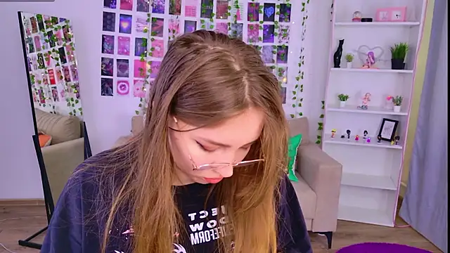 Moon  Bunny online show from 02.20.26