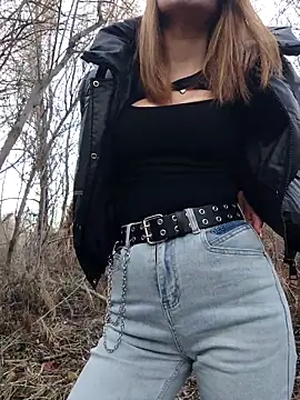 YOOUR EVAA online show from 11.15.25