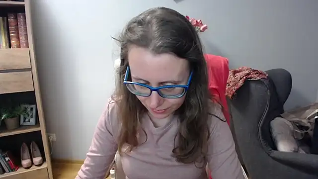 Snapshot of sweetxLizzy chatting on 05.19.26 sweetxLizzy online show from 05.19.26