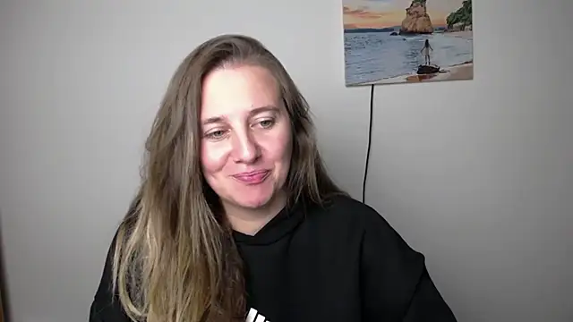 Snapshot of Darklure_ chatting on 10.09.25 Darklure online show from 10.09.25