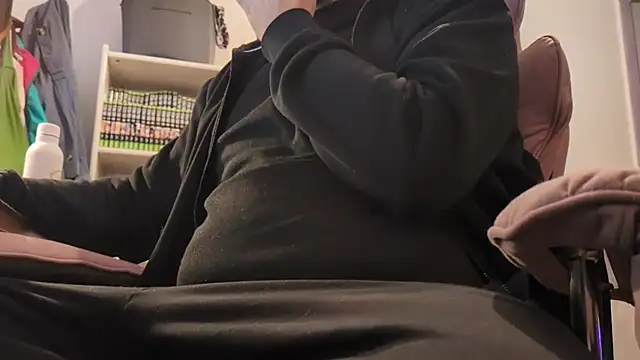 Snapshot of Jonpol74_ chatting on 11.20.25 Jonpol74 online show from 11.20.25