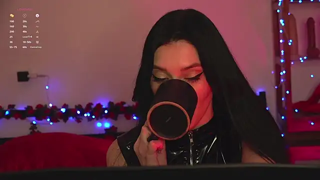 Snapshot of Olivia_Faye chatting on 04.30.26 Olivia Faye online show from 04.30.26