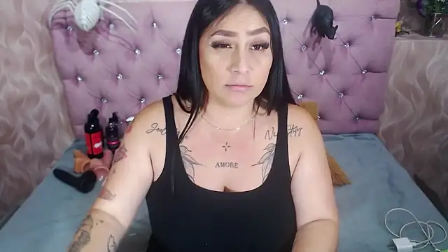 Naomi Braunx online show from 10.31.25