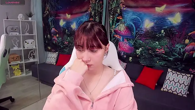 ClaraParks online show from 11.21.25