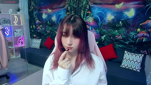 ClaraParks online show from 11.23.25