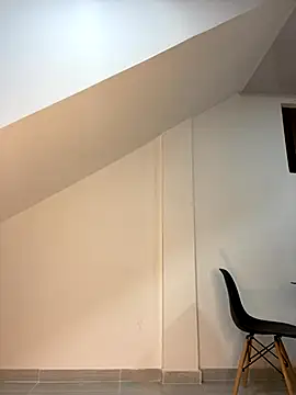 Lily  18 online show from 10.28.25