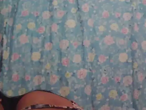 hotolivia34 online show from 11.15.25