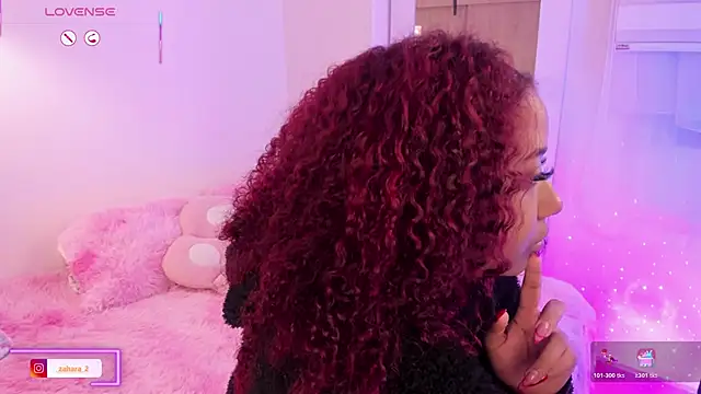 Snapshot of _Zahara_ chatting on 12.01.25 Zahara online show from 12.01.25