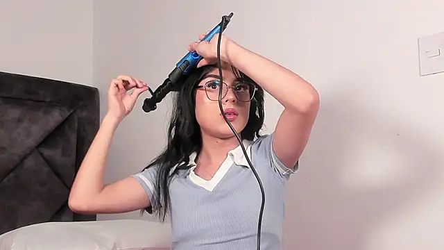 SamanthaRivas  online show from 09.26.25