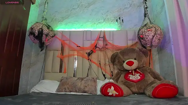 NikkyyRed online show from 11.03.25