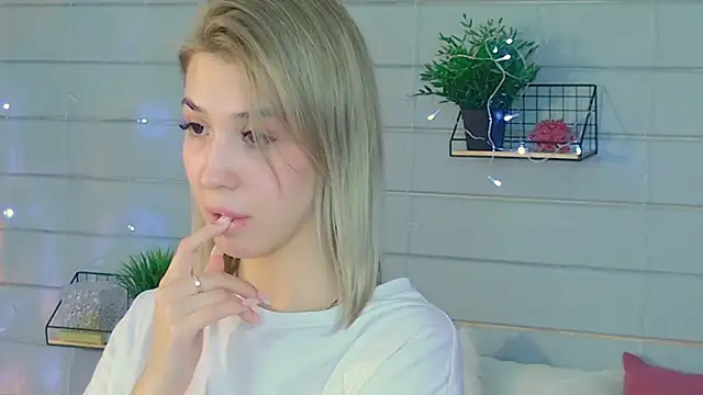 Bella svon online show from 05.14.26