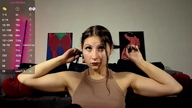Snapshot of TrixiBell chatting on 09.17.25 TrixiBell online show from 09.17.25