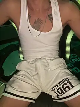 Snapshot of pakskslalsns chatting on 10.21.25 pakskslalsns online show from 10.21.25