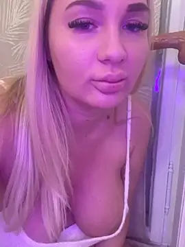 NellyExtraa online show from 10.02.25