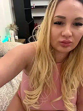 Snapshot of NellyExtraa chatting on 10.11.25 NellyExtraa online show from 10.11.25