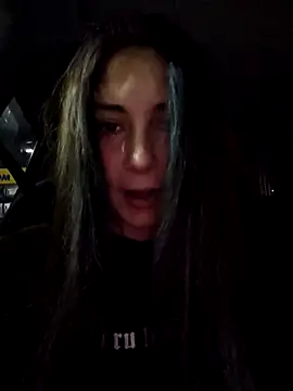 Snapshot of SaraViss20 chatting on 09.10.25 SaraViss20 online show from 09.10.25