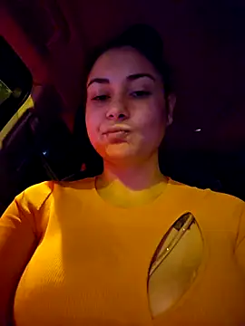 Snapshot of SaraViss20 chatting on 10.09.25 SaraViss20 online show from 10.09.25