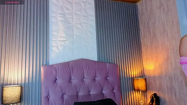 Snapshot of Bonnali_lune chatting on 05.08.26 Bonnali lune online show from 05.08.26