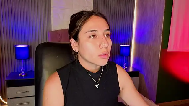 Snapshot of Bonnali_lune chatting on 06.08.26 Bonnali lune online show from 06.08.26
