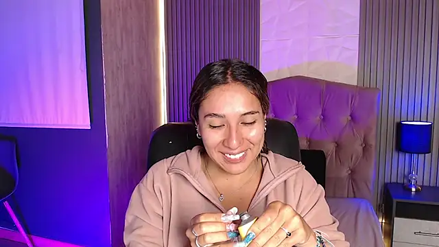 Snapshot of Bonnali_lune chatting on 06.27.26 Bonnali lune online show from 06.27.26