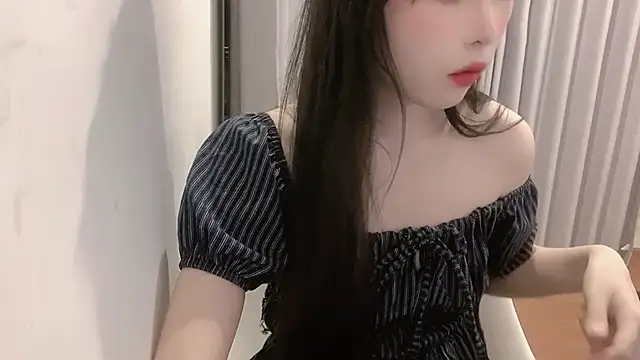 Azami Chan online show from 12.04.25