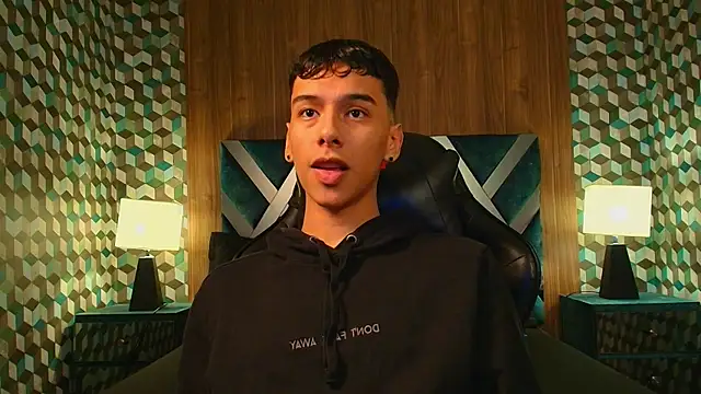 Aiden Royce online show from 10.22.25