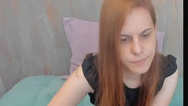 Snapshot of MimiXo99 chatting on 11.01.25 MimiXo99 online show from 11.01.25