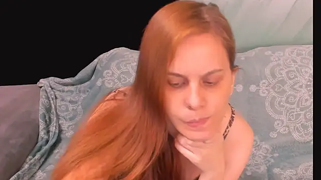 Snapshot of MimiXo99 chatting on 11.16.25 MimiXo99 online show from 11.16.25