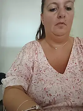 LaReginaNera online show from 06.24.26