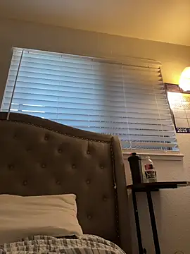 pnwzo online show from 10.30.25