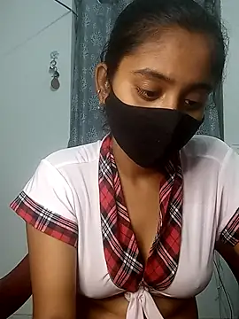 shrutee12 online show from 11.12.25