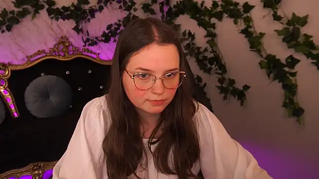 SophieDreamss online show from 10.23.25