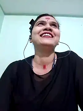 Kavya-Tiwari online show from 10.23.25